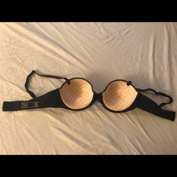 Victoria Secrets Bra - Picture 4 of 4